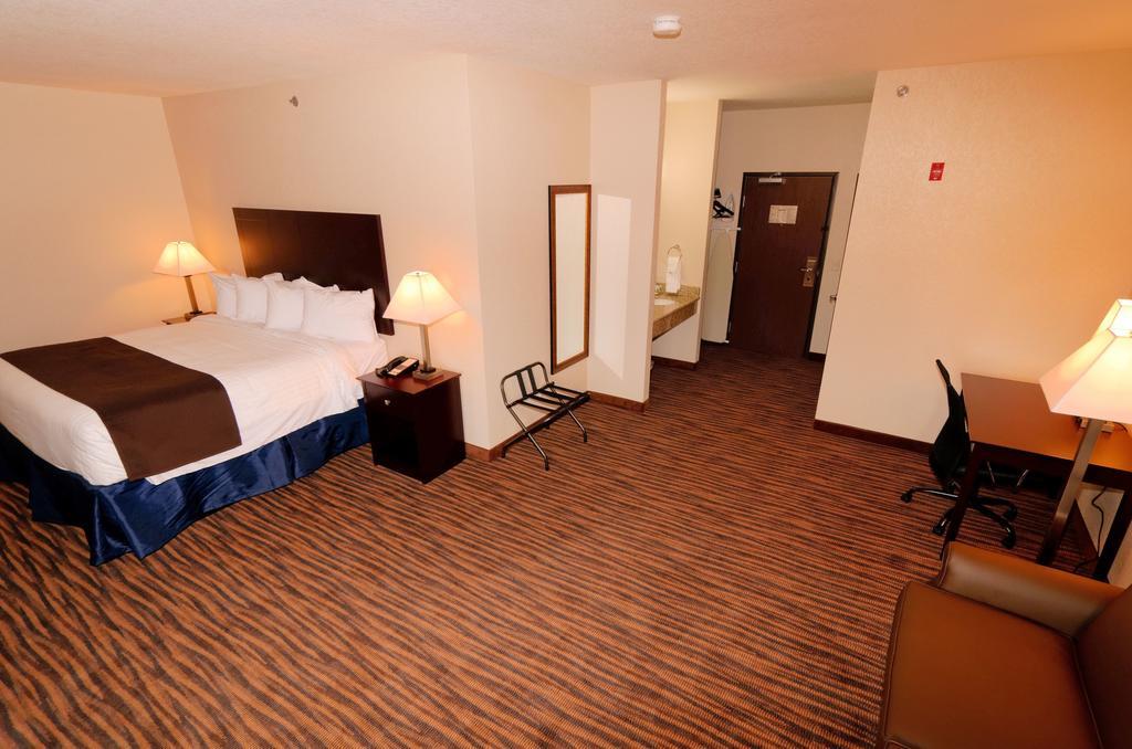 Cobblestone Inn & Suites - Denison | Oak Ridge Екстер'єр фото