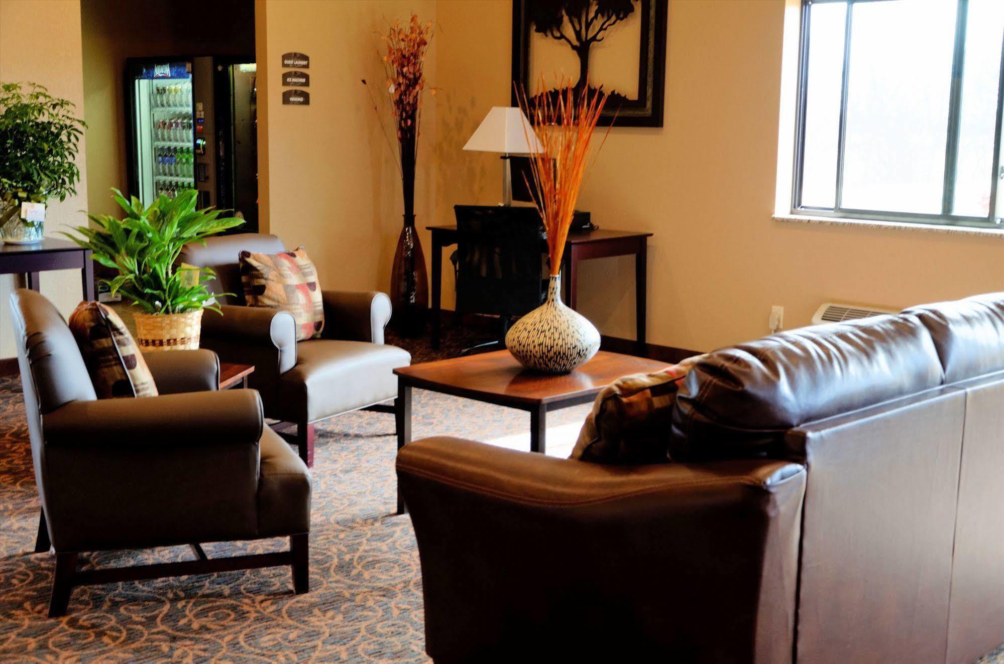 Cobblestone Inn & Suites - Denison | Oak Ridge Екстер'єр фото